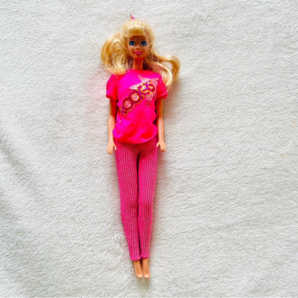 Original Retro Rocker Barbie - Picture 2 of 7